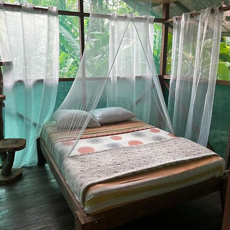Rio Agujitas Eco Farm Hostel And Tours Drakes Bay Exterior foto